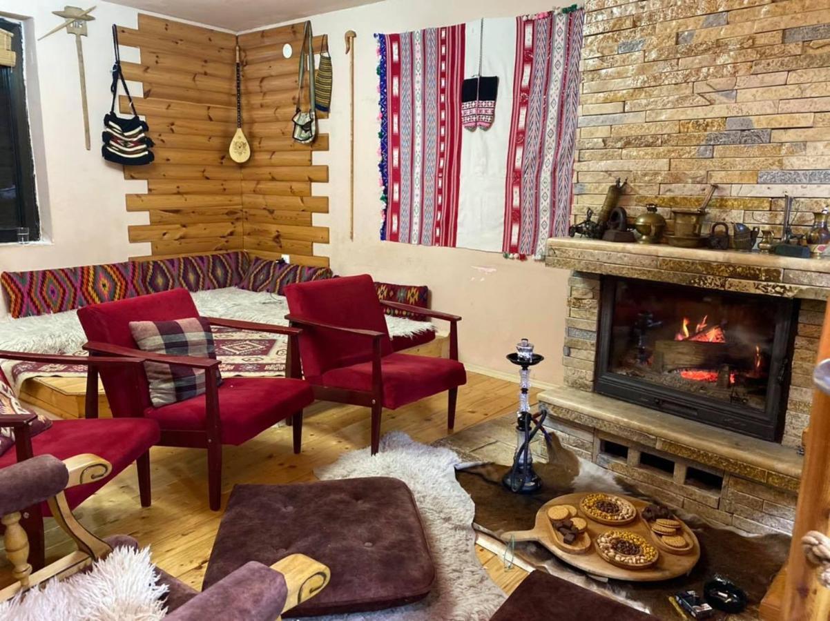 Villa 80 Kodra E Diellit Tetovo Eksteriør billede