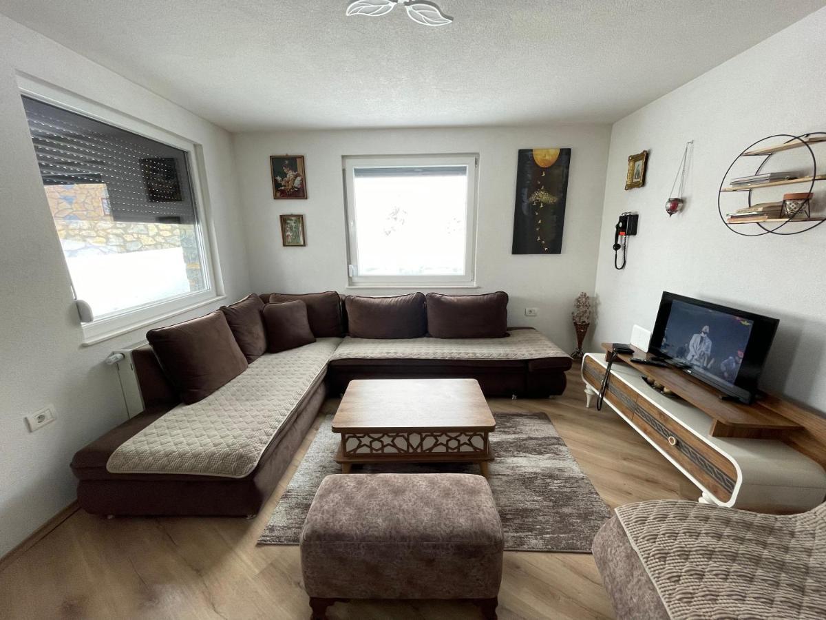 Villa 80 Kodra E Diellit Tetovo Eksteriør billede